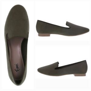 💜Fioni Olive Green Perforated Desi Flats Size 8.5